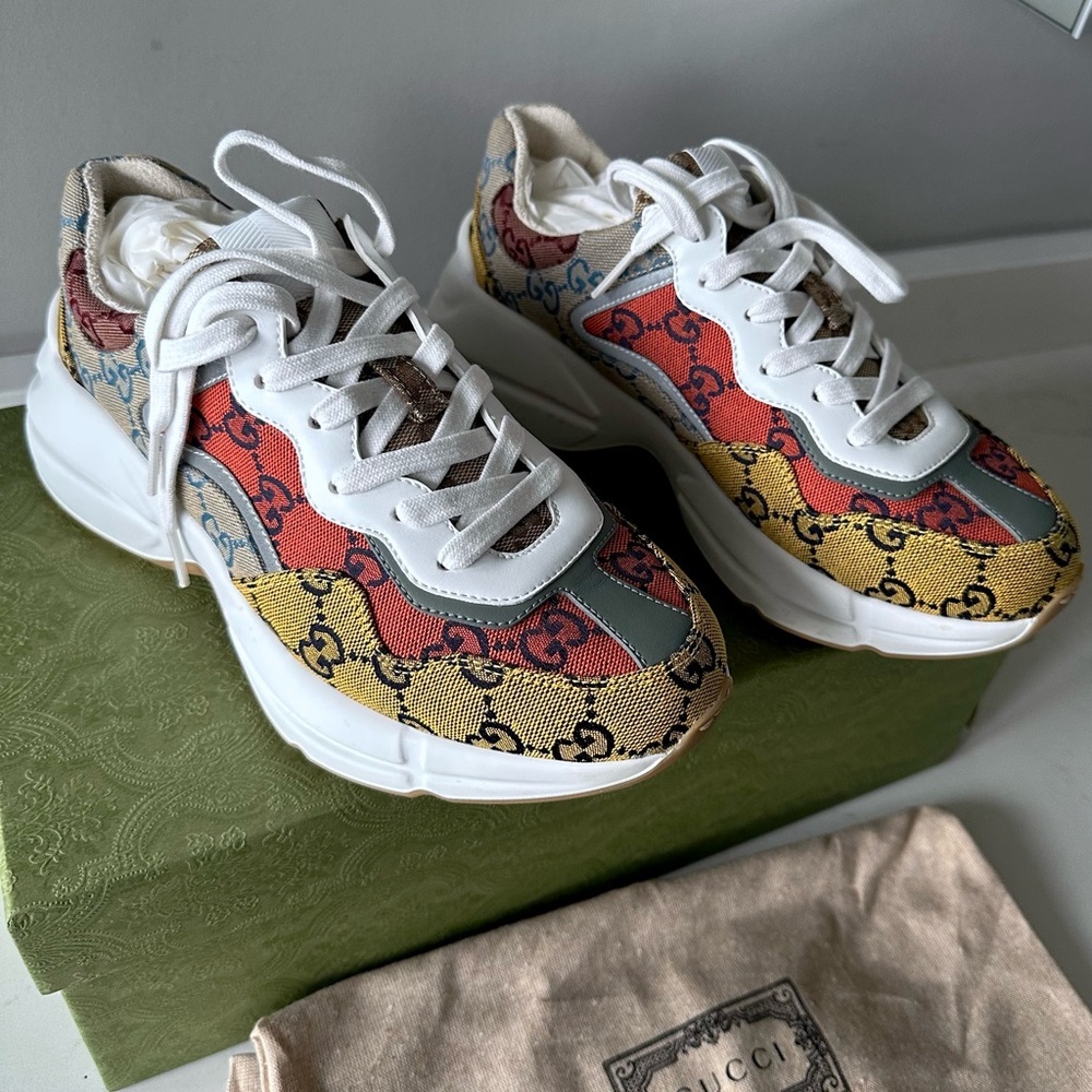 GUCCI Monogram Multicolor Demetra Women’s Rhyton Sneakers Yellow Blue Tobasco - Picture 6 of 10